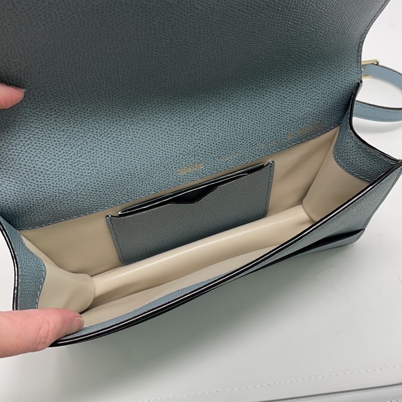 Valextra Twist crossbody bag Blue Textured Leather - Picture 11 of 16